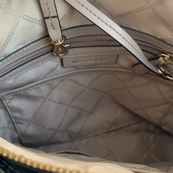 Michael Kors snake skin satchel no long strap - Picture 5 of 14